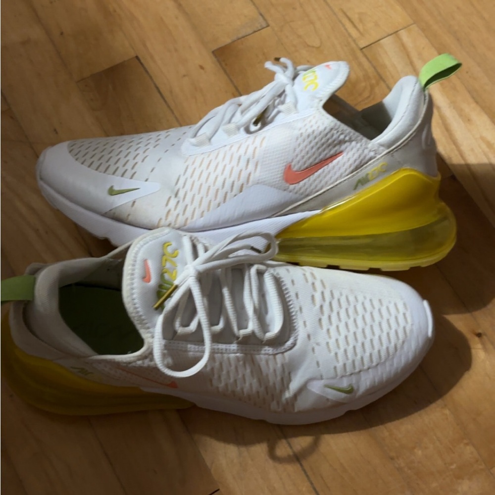 Nike Air Max 270 

White Yellow Pink Strike Women’s